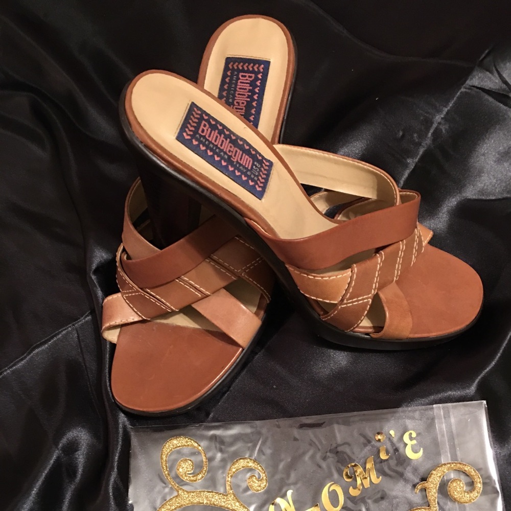 Heel - Picture 2 of 5